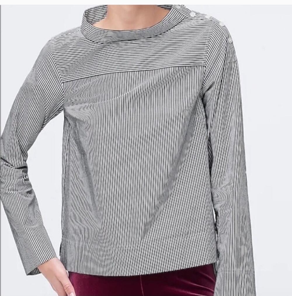 J. Crew Striped Poplin Funnel Neck Blouse Navy Blue & white Button Details Sz 10
